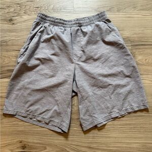 Lululemon Men's Gray Athletic Shorts Size M